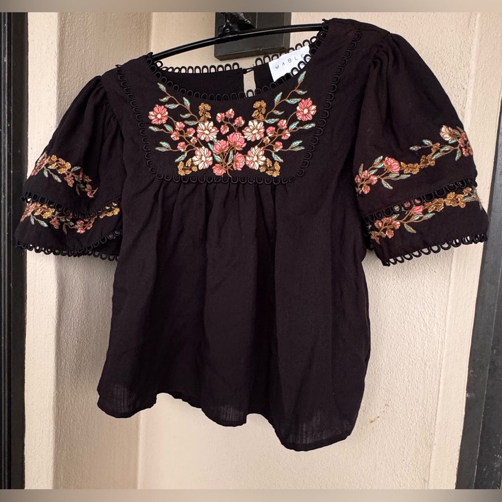 Mable Black Babydoll Top Embroidered Floral Short Layer Sleeve Scalloped Edges L